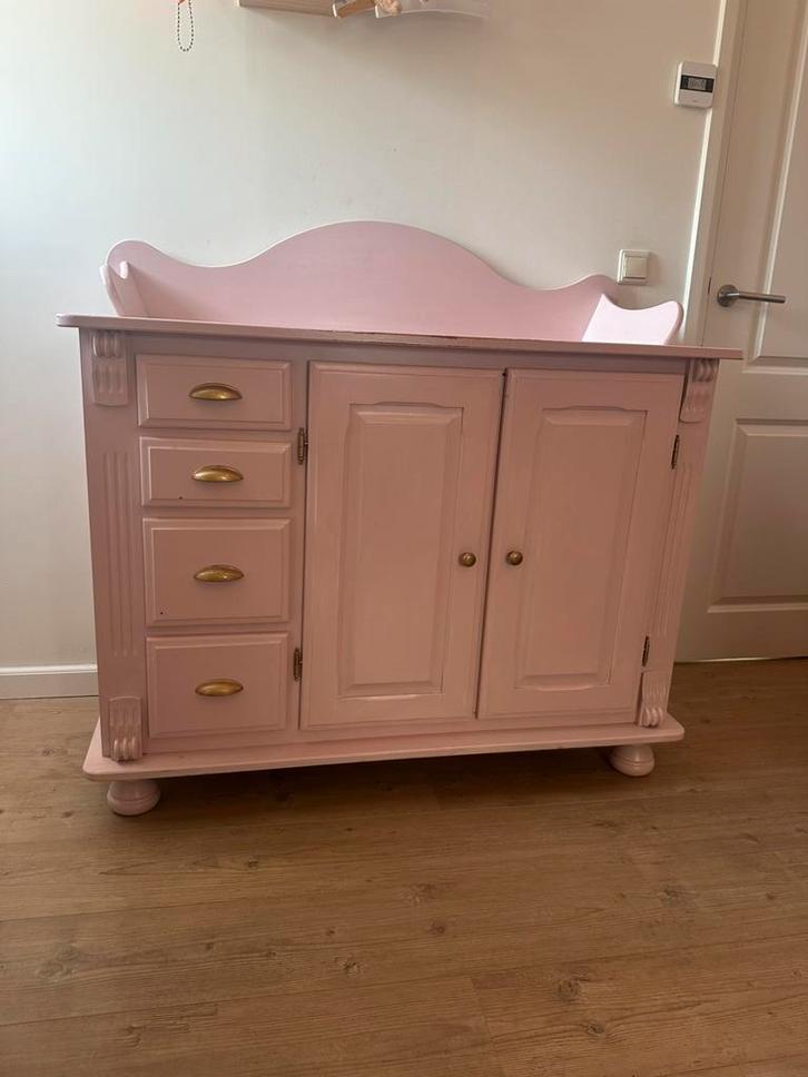 Commode ouderwets roze, Kinderen en Baby's, Kinderkamer | Commodes en Kasten, Zo goed als nieuw, 90 tot 105 cm, 100 cm of meer