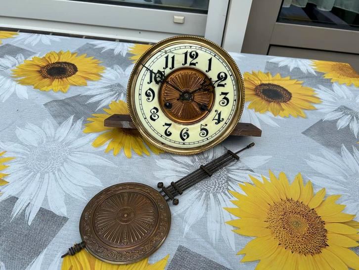 Mooi vrijslinger uurwerk, Antiek en Kunst, Antiek | Klokken, Ophalen of Verzenden