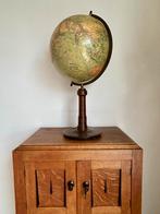 Antieke, globe, wereldbol, Kosmos Stuttgart met kompas, 1928, Variavintage, Ophalen of Verzenden, Leiden, Variavintage@hotmail.com
