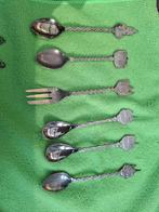 Souvenirlepels en vorkje met Belgische gebouwen, Ophalen of Verzenden
