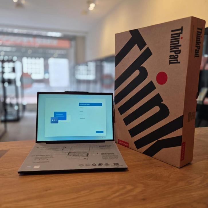 Lenovo ThinkPad T14s Gen 5 (21LS001VMH)16GB 512GB SSD | ZGAN, Computers en Software, Windows Laptops, Zo goed als nieuw