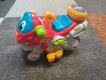 Clementoni Baby Motor - Licht & Geluid beschikbaar voor biedingen
