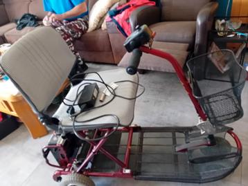 Opvouwbare scootmobiel van phisiang  beschikbaar voor biedingen