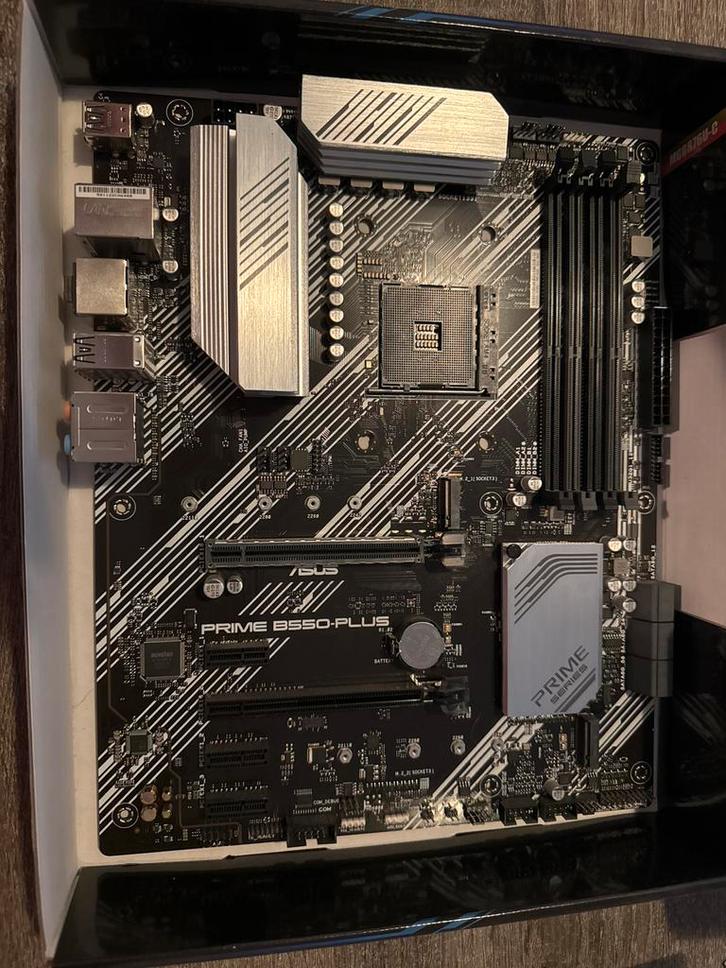 Asus Prime B550-PLUS AM4 Moederbord, Computers en Software, Moederborden, Gebruikt, AMD, DDR4, Ophalen of Verzenden