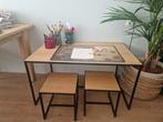 kinder tafel met 2 krukjes 98 cm breed, Ophalen, Zo goed als nieuw, Tafel(s) en Stoel(en)
