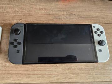 Nintendo switch OLED met extra's beschikbaar voor biedingen