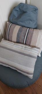 Totaal 15 euro voor 2 sierkussens in zandkleuren, Ophalen, Nieuw, Beige, Vierkant