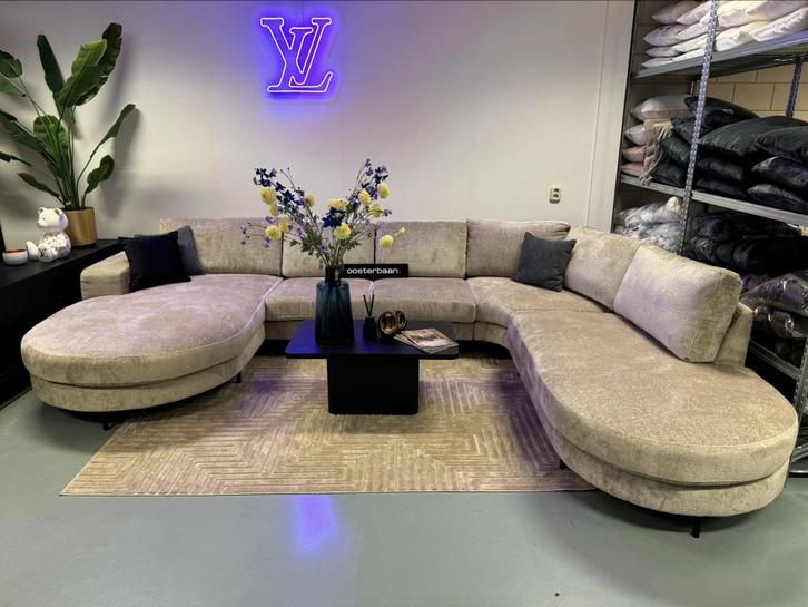 Luxe Velvet Teddy U-bank Rondo 200x375x270cm Sand NEW Uniek, Huis en Inrichting, Banken | Bankstellen, Nieuw, Hoekbank, Vierpersoons of meer