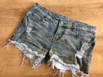 Stoere korte Broek / Camouflage, Ophalen, Zo goed als nieuw, Overige kleuren, W27 (confectie 34) of kleiner