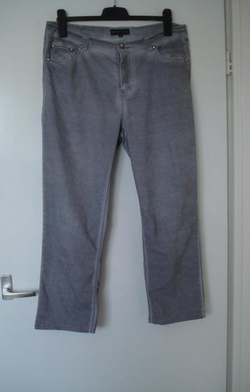 Pescara 3/4 dames broek / pantalon grijs - maat 44, Kleding | Dames, Broeken en Pantalons, Zo goed als nieuw, Maat 42/44 (L), Grijs