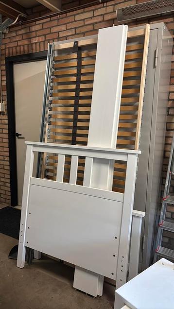 IKEA Hemnes Bed + lattenbodem 1 persoons  - 90x200 cm - afbeelding 3