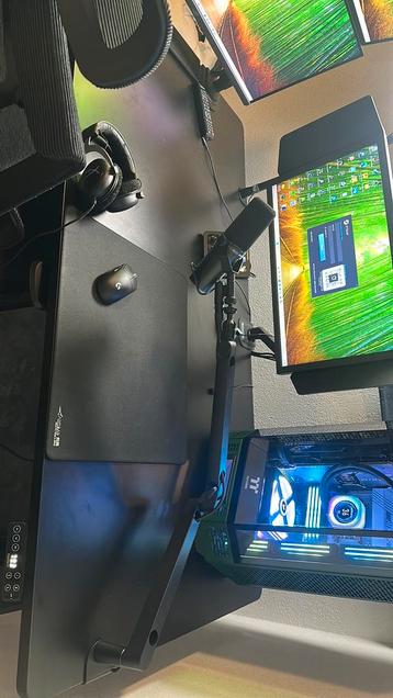 Flexibel Spot E7 pro beschikbaar voor biedingen