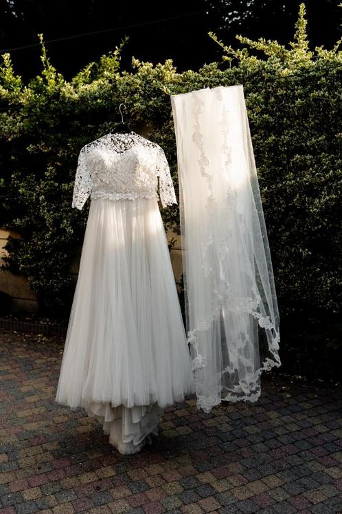 Prachtige trouwjurk met lange sluier, Kleding | Dames, Trouwkleding en Trouwaccessoires, Zo goed als nieuw, Trouwjurk, Wit, Ophalen