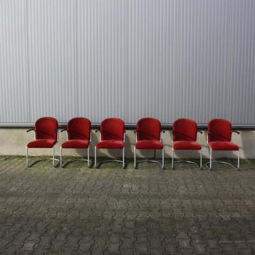 Gispen 413R laag , rode manchester. Mat chroom ( 8 stuks) beschikbaar voor biedingen