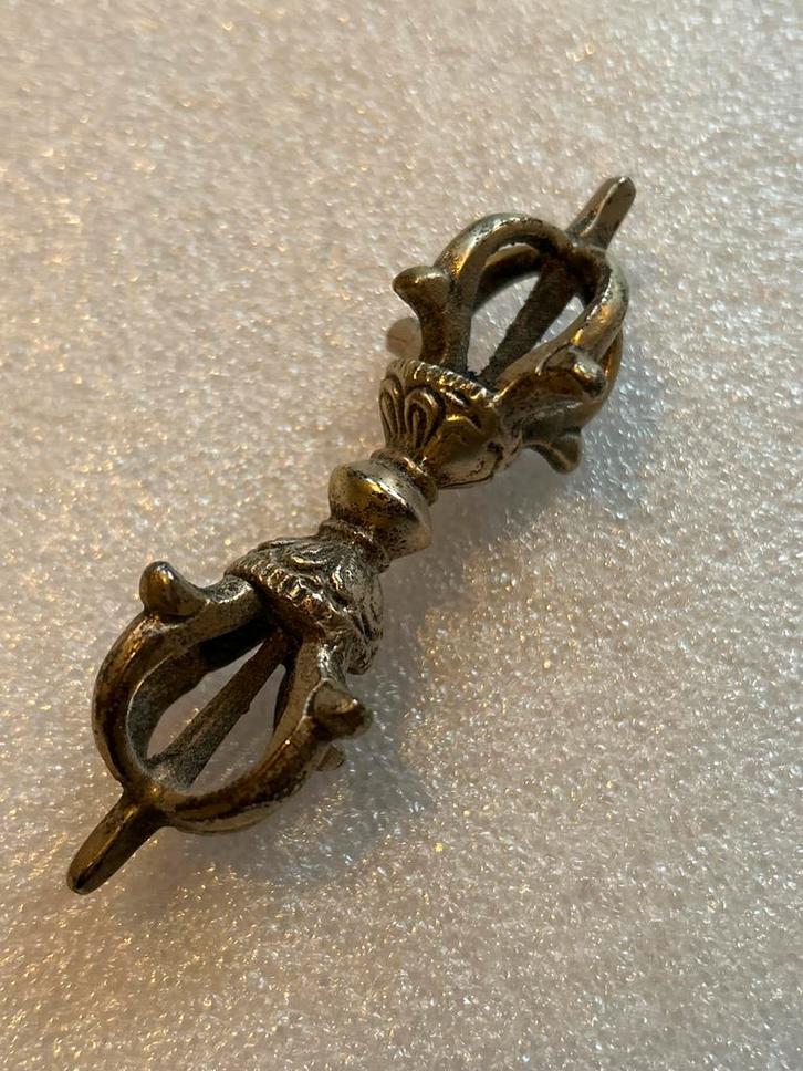 Authentieke Phurba - Ritueel Tibetaans metaal 8 cm, Antiek en Kunst, Kunst | Niet-Westerse kunst, Ophalen of Verzenden