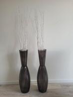 Twee grijze sierpotten 80 cm hoog, Huis en Inrichting, Woonaccessoires | Vazen, Ophalen, Zo goed als nieuw, Overige kleuren, 75 cm of meer