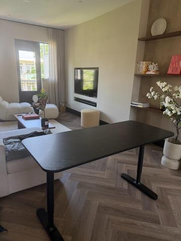 Bekant Zwart Bureau Ikea | Zo goed als nieuw!