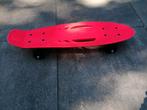 Pennyboard, skateboard, rood, zgan, Sport en Fitness, Skateboarden, Ophalen of Verzenden, Zo goed als nieuw