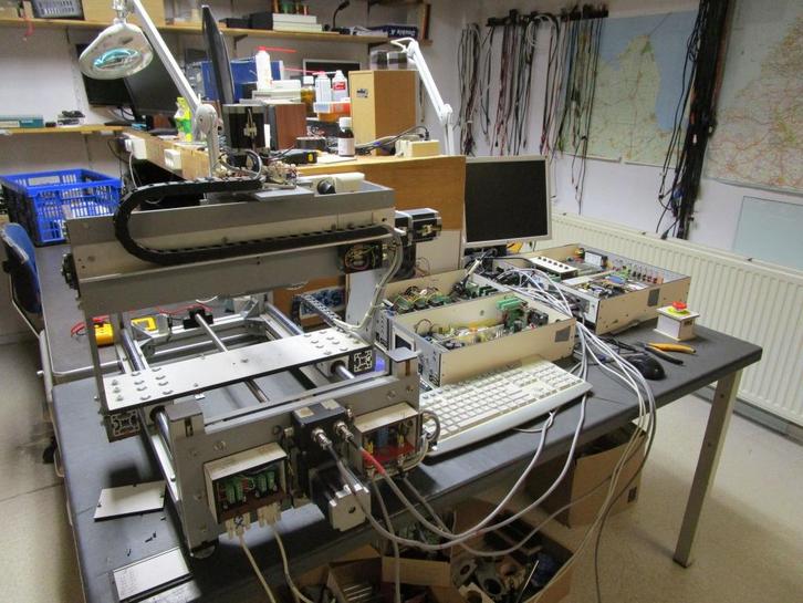CNC machine, Doe-het-zelf en Verbouw, Gereedschap | Freesmachines, Gebruikt, Elektrisch, Overige soorten, Ophalen