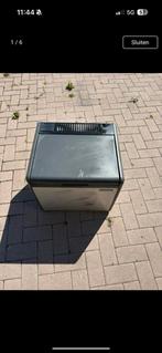 Koelbox beetje beschadigd ma goed werkend, Ophalen of Verzenden, Zo goed als nieuw, Elektrisch
