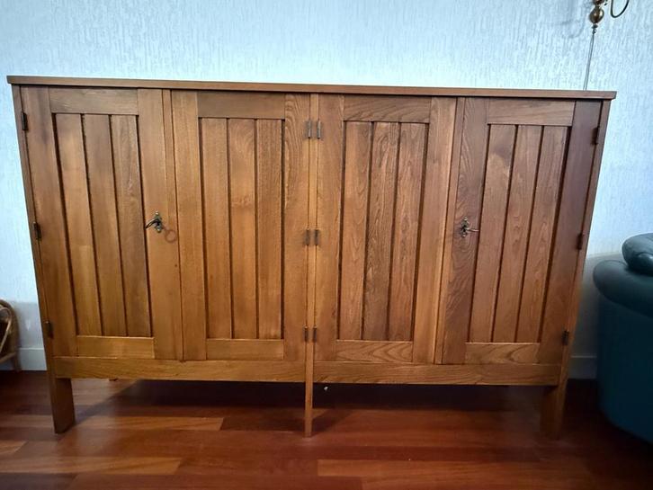 Massief eiken houten kast – uitstekende staat, Huis en Inrichting, Kasten | Dressoirs, Zo goed als nieuw, 100 tot 150 cm, 25 tot 50 cm