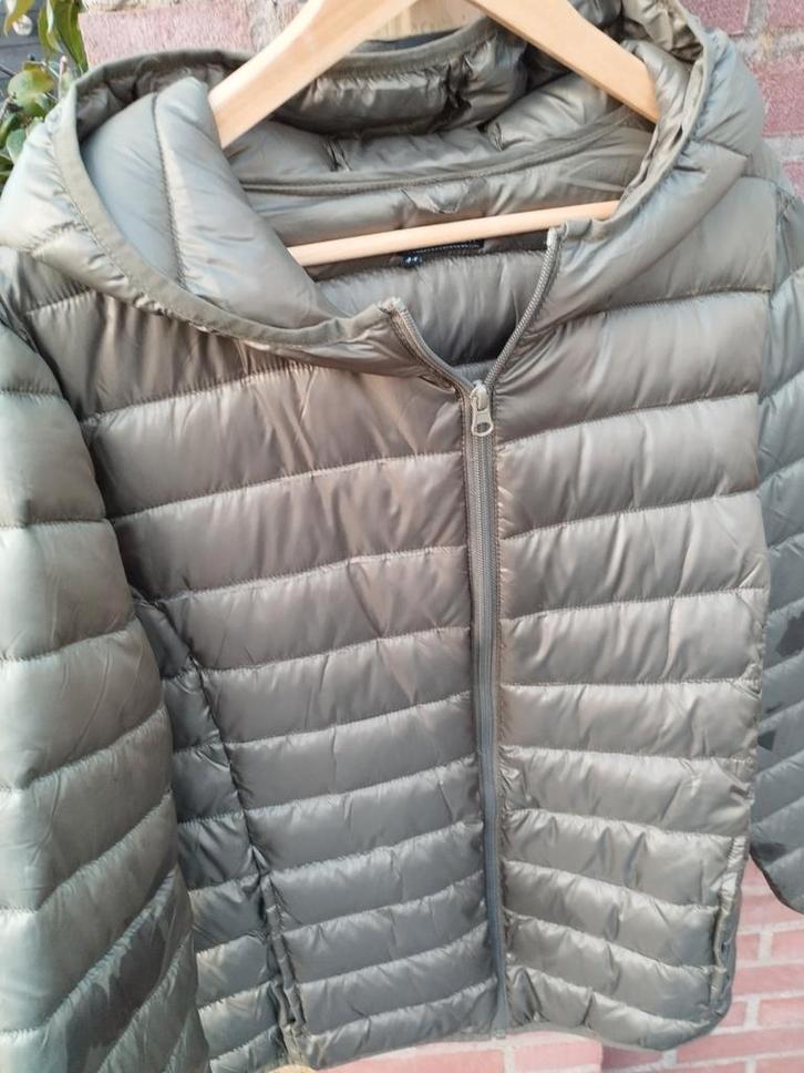 Twee dames tussenjasjes: Norah (groen) & C&A (donker), Kleding | Dames, Jassen | Zomer, Zo goed als nieuw, Maat 42/44 (L), Groen