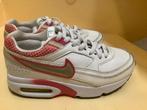 Nike sneakers/ schoenen, maat 28, Kinderen en Baby's, Kinderkleding | Schoenen en Sokken, Meisje, Schoenen, Ophalen of Verzenden