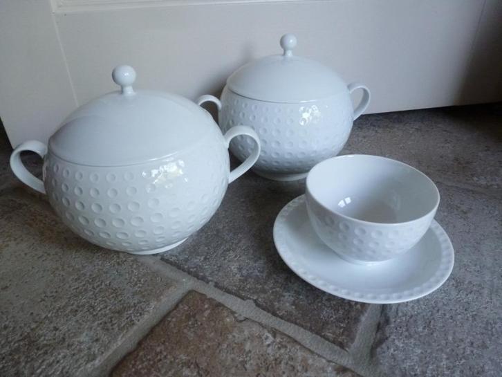 Vintage schalen en sauskom Arzberg, Huis en Inrichting, Keuken | Servies, Gebruikt, Schaal of Schalen, Effen, Porselein, Ophalen of Verzenden