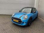 Mini Cooper 1.5 Business Edition | Navigatie | Panoramadak |, Auto's, Mini, Voorwielaandrijving, Blauw, Origineel Nederlands, Bedrijf