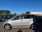Mercedes-Benz A-klasse 200 Classic - Automaat - Airco -, Gebruikt, Zwart, 4 cilinders, 400 kg