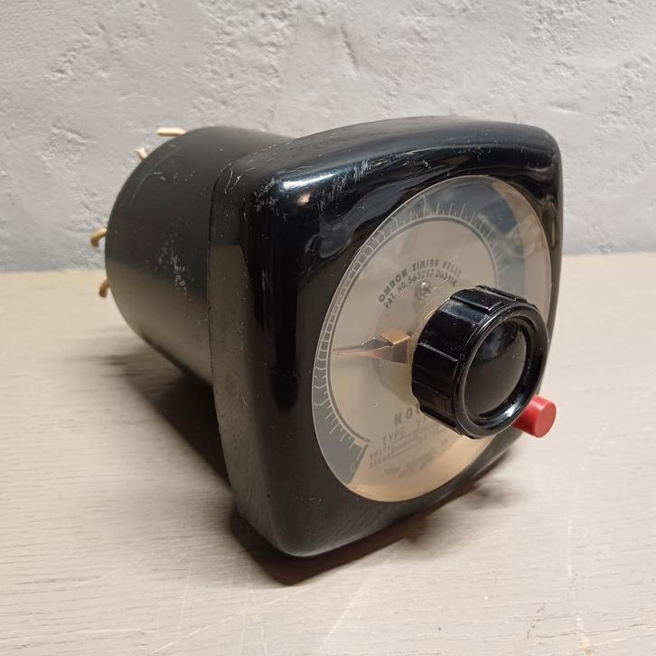 VINTAGE OMRON JAPAN TIMING RELAY SCHAKEL TIJD RELAIS, Hobby en Vrije tijd, Overige Hobby en Vrije tijd, Zo goed als nieuw, Ophalen of Verzenden