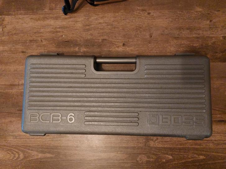 Boss BCB-6 Power supply effecten koffer, Muziek en Instrumenten, Effecten, Gebruikt, Ophalen
