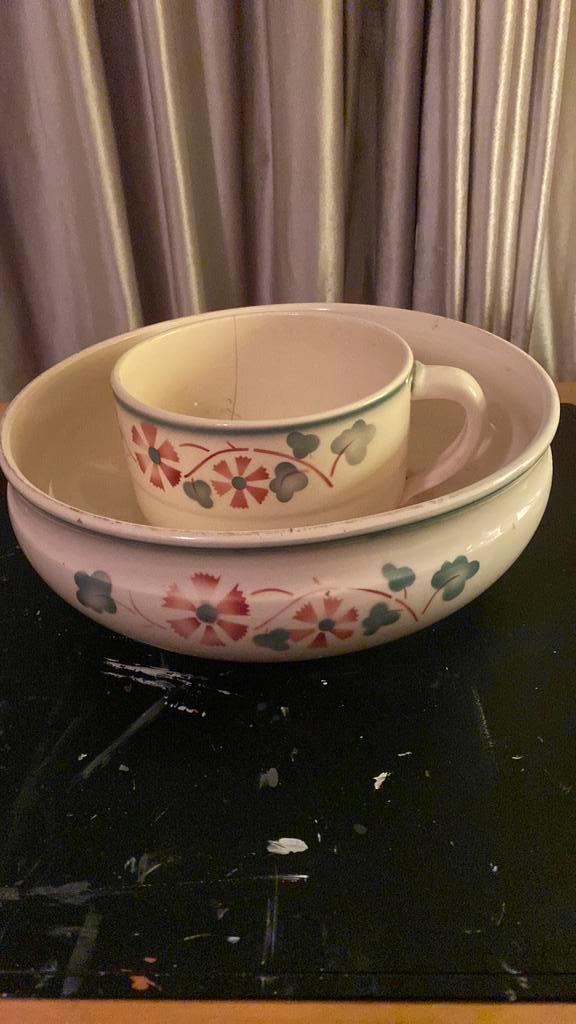 Annaburg porselein po en waskom, Antiek en Kunst, Antiek | Schalen, Ophalen