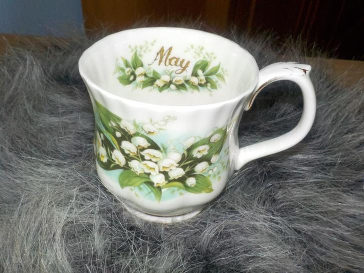Royal Albert, Antiek en Kunst, Antiek | Servies los, Ophalen of Verzenden