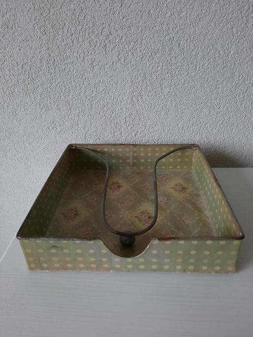 Brocante Metalen Servethouder met Roosjes, Huis en Inrichting, Woonaccessoires | Overige, Gebruikt, Ophalen of Verzenden