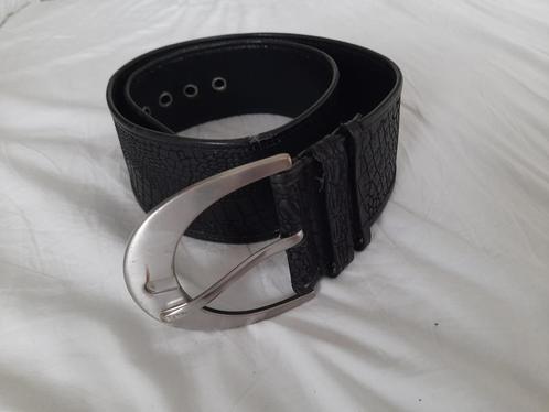 Zwarte brede riem, 85 cm, Esprit, Kleding | Dames, Riemen en Ceinturen, Zo goed als nieuw, Heupriem, 80 tot 90 cm, 5 cm of meer