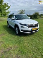 Skoda Kodiaq 1.5 TSI Business Edition Automaat/HalfLeer/Acht, Auto's, Euro 6, 4 cilinders, 150 pk, Leder en Stof