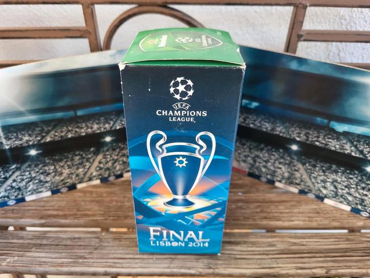 UEFA Champions League Final Lissabon 2014 Heineken glas, Verzamelen, Glas en Borrelglaasjes, Zo goed als nieuw, Bierglas, Ophalen