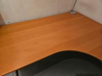 Ikea hoekbureau beuken fineer. - afbeelding 1