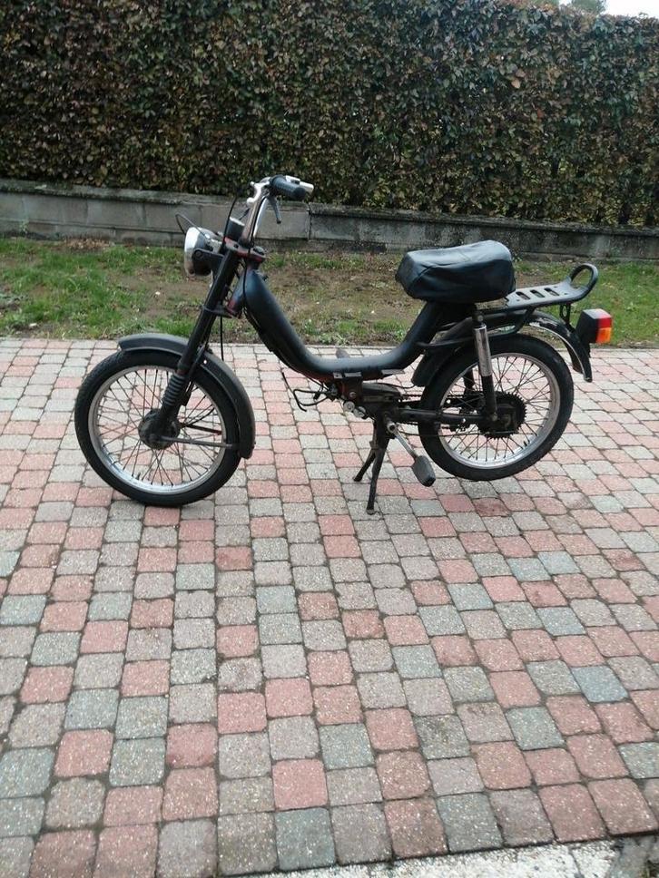 Oude brommer - Opknapper of onderdelen, Fietsen en Brommers, Brommers | Oldtimers, Overige merken, Maximaal 45 km/u, Ophalen