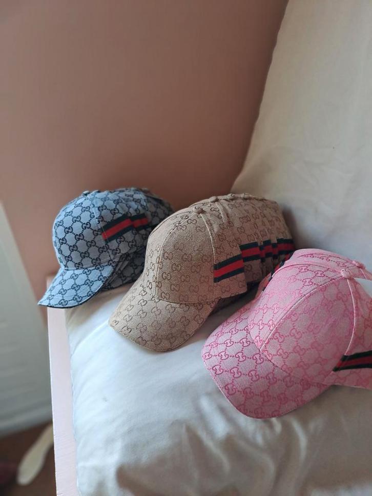 Gucci Petjes - Diverse Kleuren - 18 Stuks!, Kleding | Heren, Hoeden en Petten, Nieuw, Verzenden