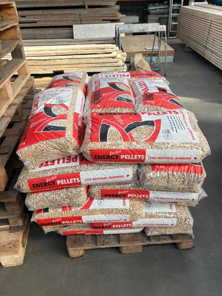 36 ZAKKEN WITTE HOUTPELLETS €175, Tuin en Terras, Haardhout, Ophalen