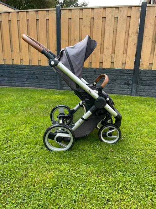 Mutsy kinderwagen ZEER compleet, Kinderen en Baby's, Kinderwagens en Combinaties, Gebruikt, Mutsy, Met reiswieg, Ophalen