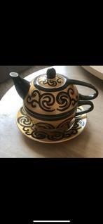 Tea for one theepotje handbeschilderd van Tee-Maass, Huis en Inrichting, Keuken | Servies, Keramiek, Ophalen of Verzenden, Zo goed als nieuw