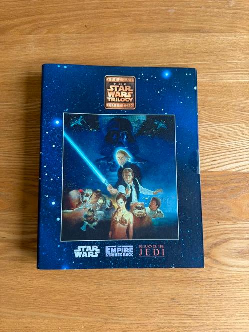 Star Wars Trilogy Edition verzamelmap 1997 (bijna compleet), Verzamelen, Star Wars, Zo goed als nieuw, Ophalen of Verzenden