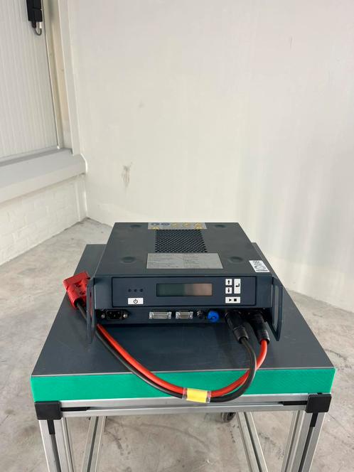 Multi charger 750 12V 30A, Telecommunicatie, Autoladers, Zo goed als nieuw, Ophalen