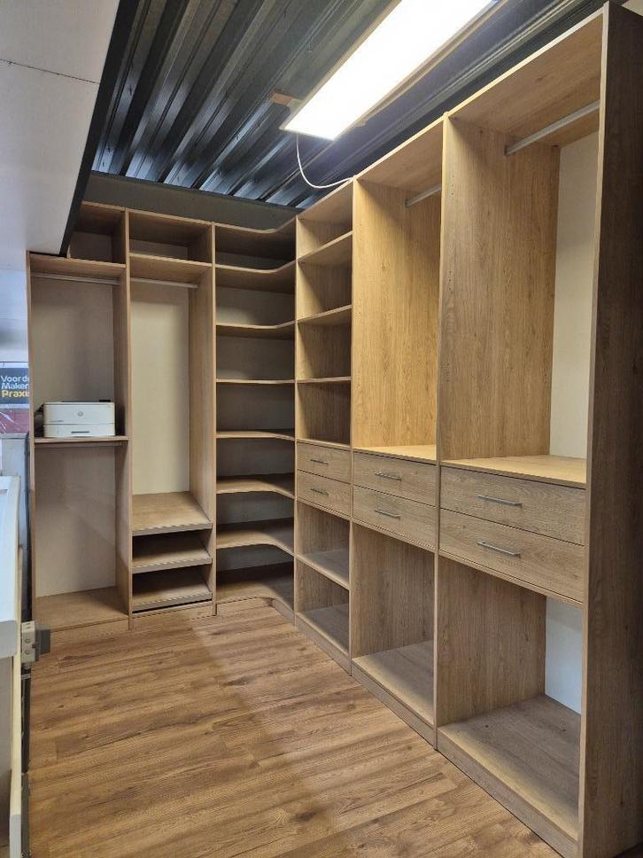 inloopkast, Huis en Inrichting, Kasten | Kledingkasten, Zo goed als nieuw, 200 cm of meer, 200 cm of meer, 50 tot 75 cm, Met lade(s)