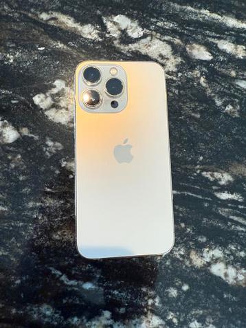 Apple iPhone 13 Pro 128GB Gold - Zo goed als nieuw beschikbaar voor biedingen