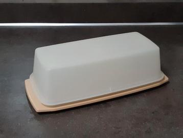 Tupperware vintage cakedoos zonder snijsporen nr 4 beschikbaar voor biedingen