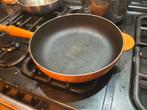 Le creuset pan 24, Huis en Inrichting, Keuken | Potten en Pannen, Ophalen of Verzenden, Zo goed als nieuw, Gietijzer, Koekenpan of Braadpan